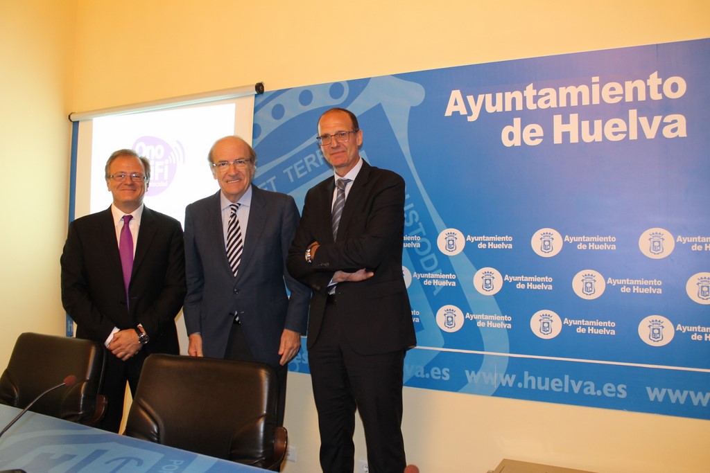 En este momento estás viendo Huelva ofrecerá siete días de wifi gratuito en sus calles