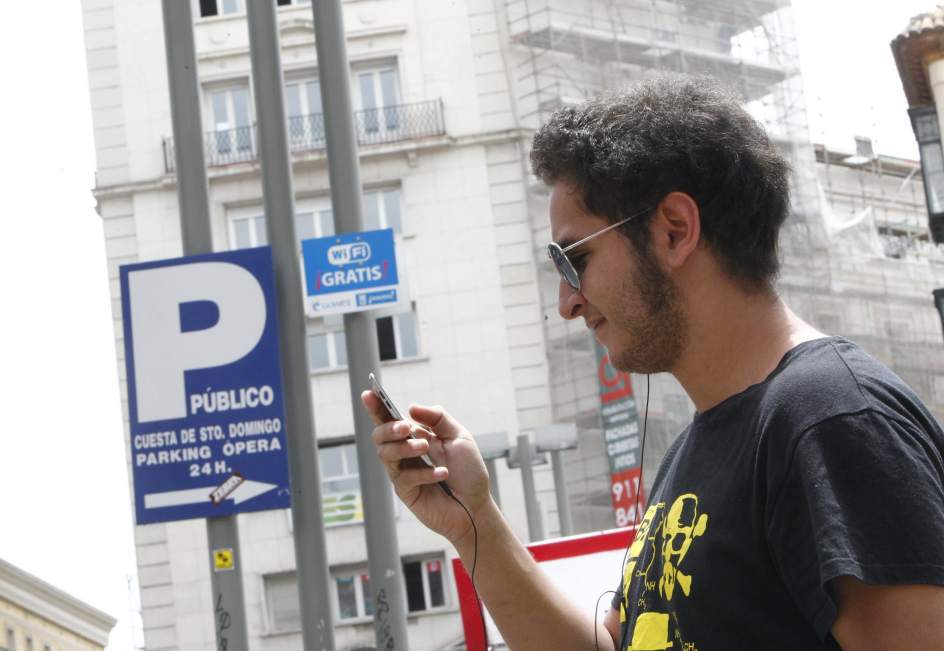 En este momento estás viendo El wifi gratuito llega al 40% de Madrid, pero aún deja fuera a más de 1,5 millones de vecinos